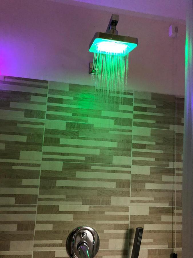 Atena Apartments B&B Platino Pescara Dış mekan fotoğraf